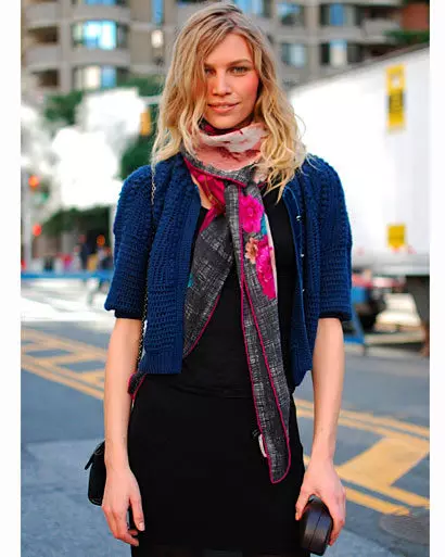 如何绑长围巾（79张照片）：美丽的方式领带针织，温暖的羊毛和冬天非常长的围巾 2898_12