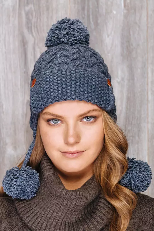 Modni zimski klobuki (185 fotografij): Sodobna moda na kape za jesensko in zimo, za ženske po 50 letih 2932_126