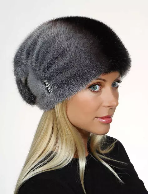 Pels kvinners hatter (117 bilder): Hatt-tape, fasjonable modeller 2021-2022 Laget av Fur Chernoburki, mink og annen naturlig pels 2949_5