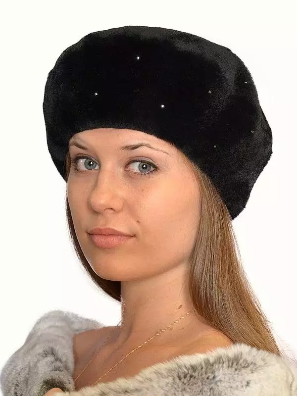 Hrz ženski šeširi (117 fotografija): šešir, moderni modeli 2021-2022 od krzna Chernoburki, mink i druge prirodno krzno 2949_77