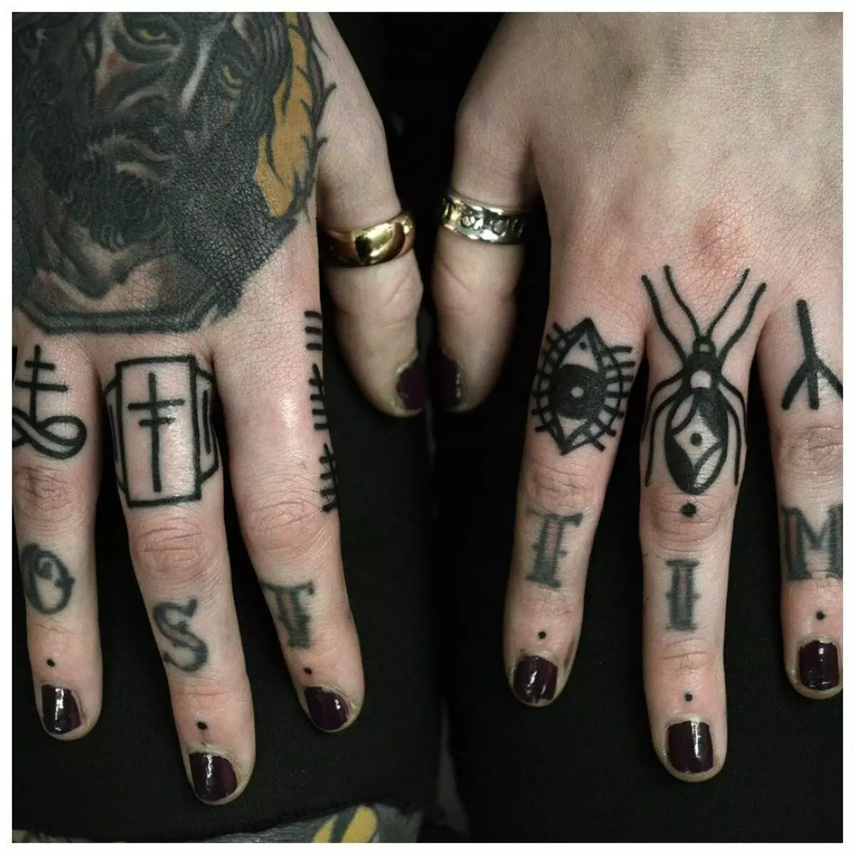 紋身“十字架”在手指上：紋身的價值。在中指和Mizinza上的過境點，在指標和無名手指上 295_10