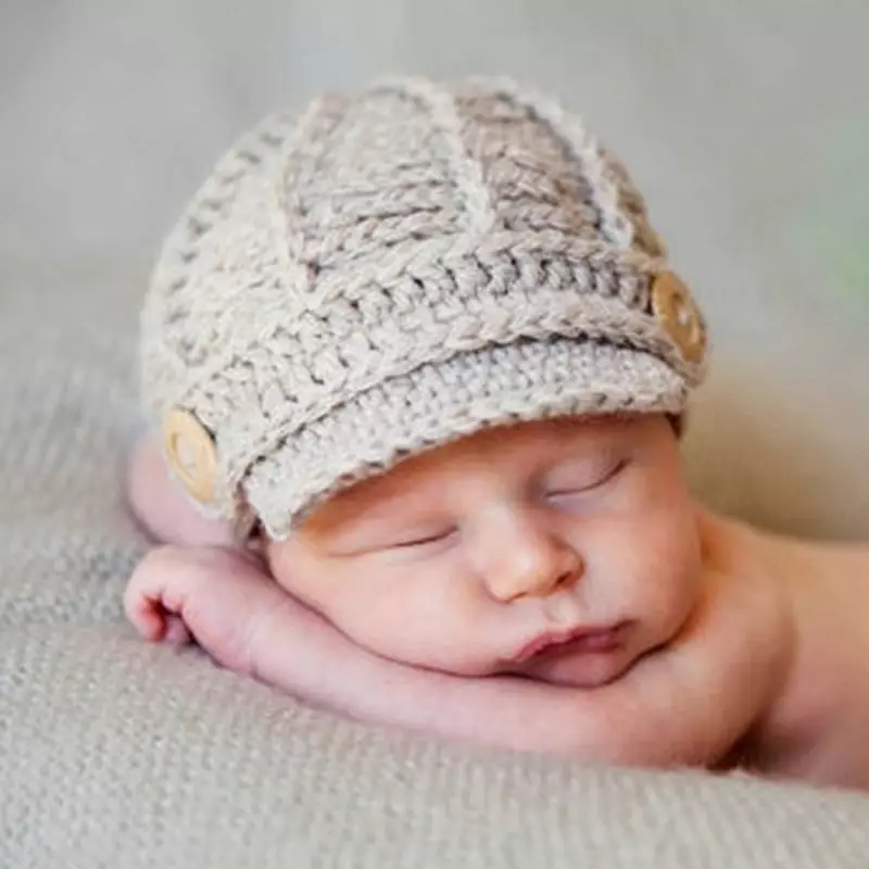 Зимске капе за новорођенчади (59 фотографија): кацига, плетени топли модели, од Если, шешир са зеконим ушима, вунени, на екстракту 2963_39