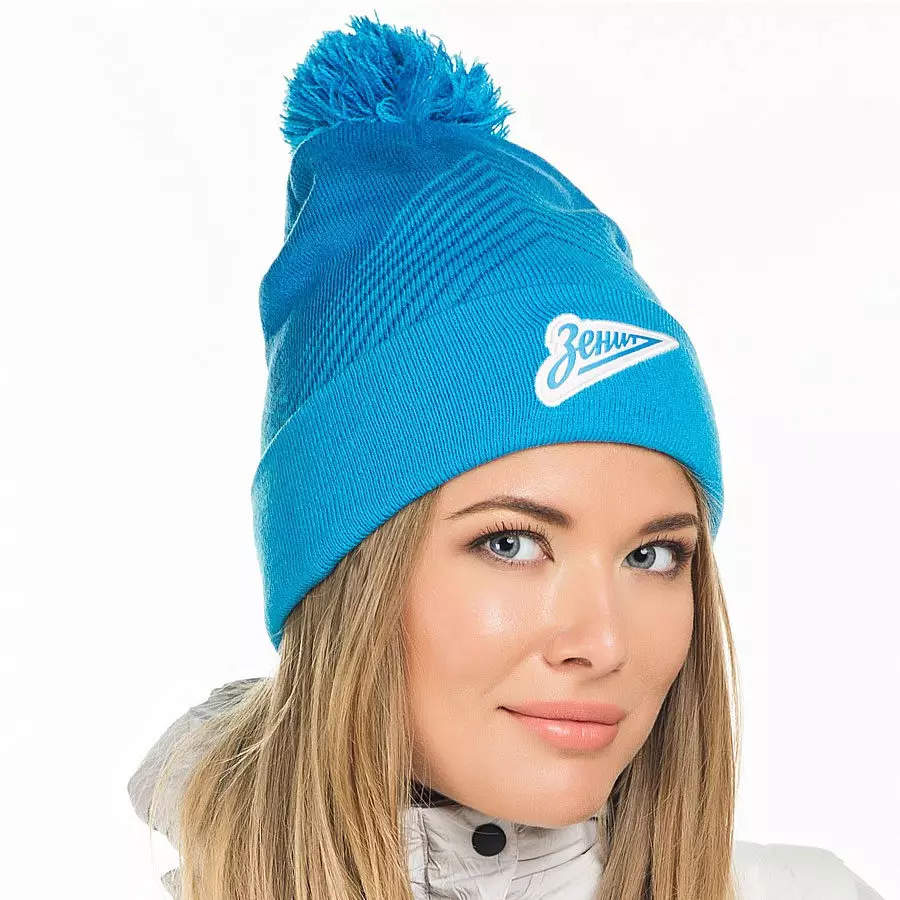 Sports caps (105 photos): Brand The North Face, Women's and Men's Knitted Models 2021, with Pompon, Fashion Hats of Ushanki 2966_61