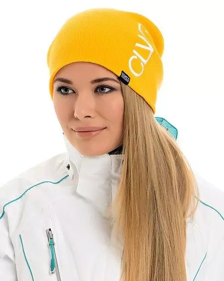 Sports caps (105 photos): Brand The North Face, Women's and Men's Knitted Models 2021, with Pompon, Fashion Hats of Ushanki 2966_64