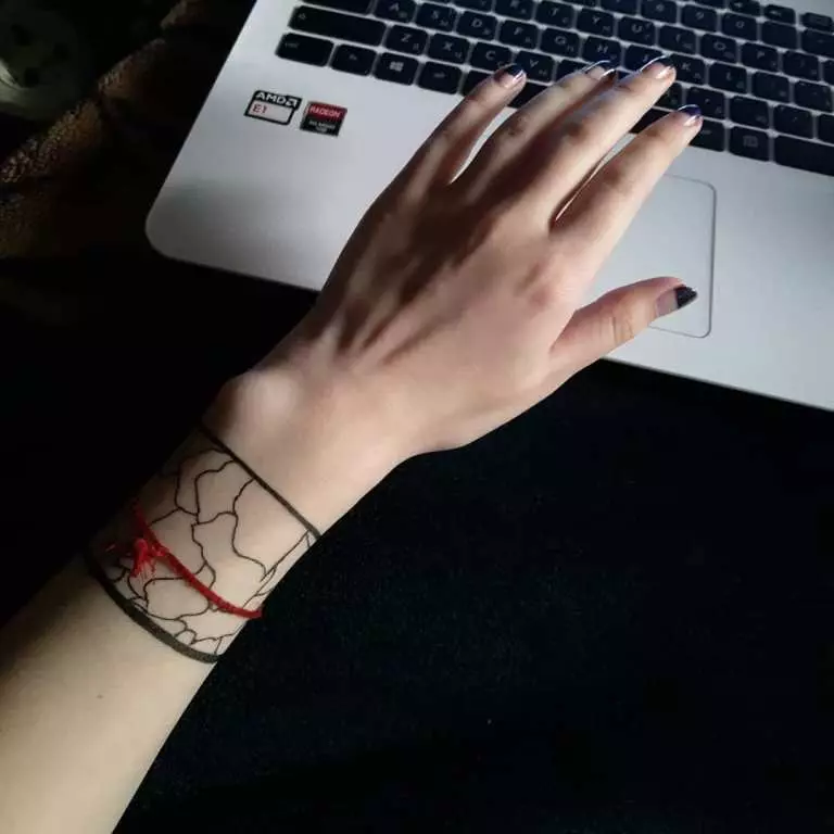 တက်တူးထိုးလက်ကိုင် (59 နာရီ) - Lightweight Tattoo ကိုလက်ကိုင်လက်ကိုင်နှင့်လက်ကိုင်နှင့်ခြေထောက်များကိုမည်သို့ဆွဲရမည်နည်း။ မိန်းကလေးများနှင့်အမျိုးသားများနှင့်ယောက်ျားများအတွက်တက်တူးထိုးခြင်း, 296_31