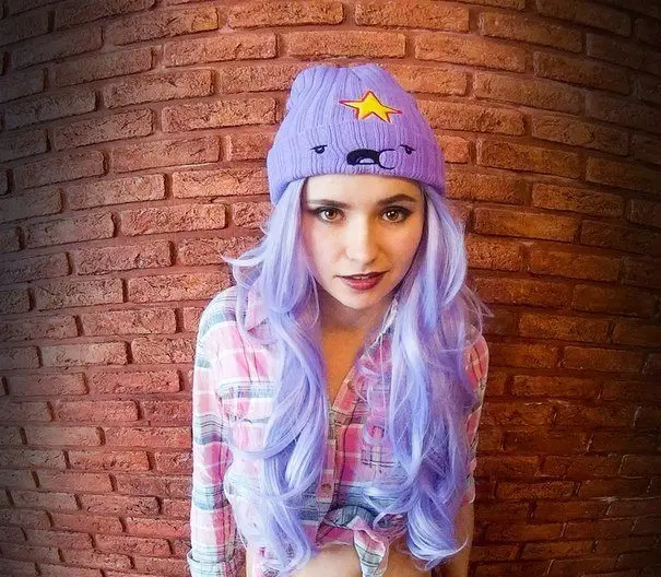 Puchka шапка (31 снимки): модел с принцеса в лилав цвят 2976_26