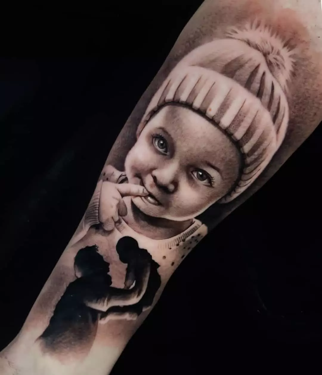 Tato ing tangan (70 foto): Tattoos cilik lan gedhe, sketsa. Gambar sing apik, ide sing adhem tato kabeh ana ing tangane, ing njero batin lan njaba sisih 297_36