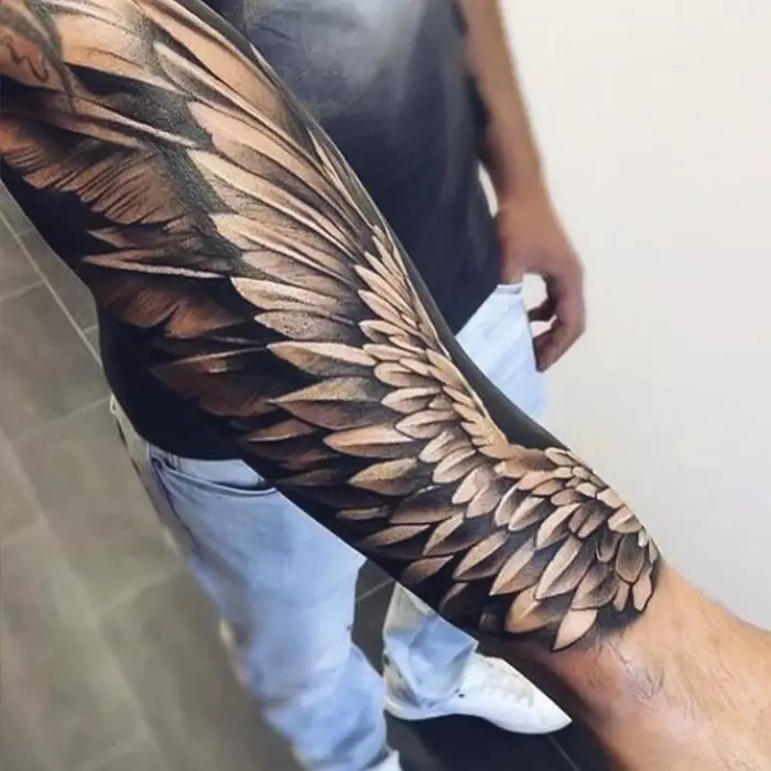 Tatuaxe a man (70 fotos): pequenas tatuaxes e grandes, os seus bocetos. Bonelos debuxos, tatuaxe de ideas frescas por toda a man e ao seu redor, no lado interior e exterior 297_38