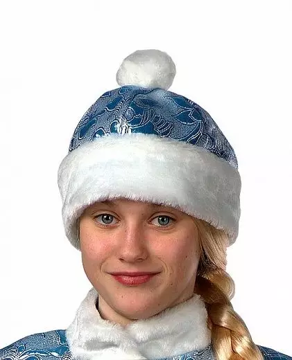 шапката на Нова година (55 снимки): Дядо Коледа с брада и Дядо Коледа, фокусник шапка в детска градина, плетени модели на викинг, люкове-Ushanki 2981_30
