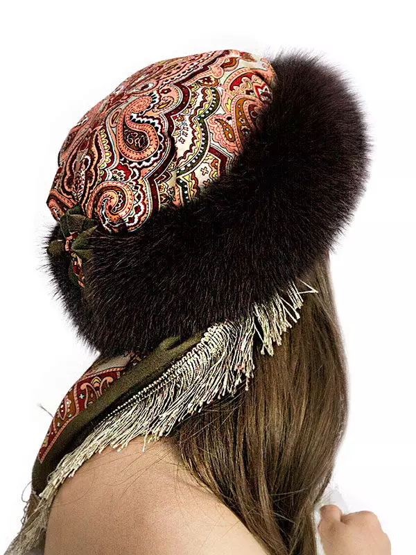 女式帽（318张照片）：2021-2022时尚与庞邦，为女性40-50岁，品牌，如何选择圆脸 2999_25