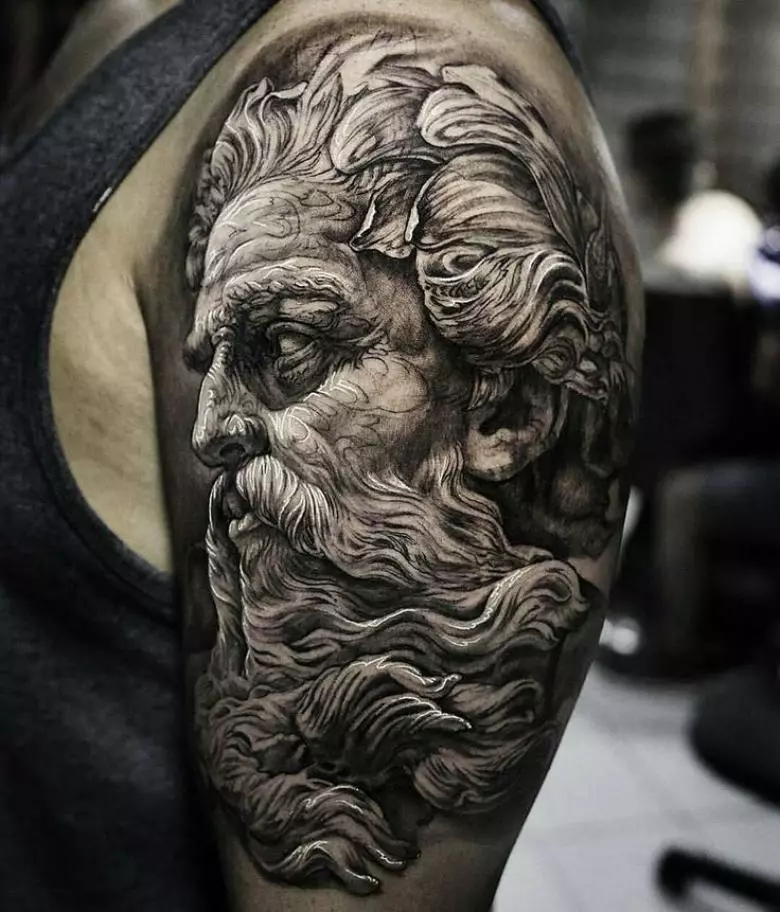 Romersk tatuering: Tattoo med en legionär av antika Rom, skisser och mening, Gud Mars, tecken på legionen och hjälmen, annan tatuering 299_10