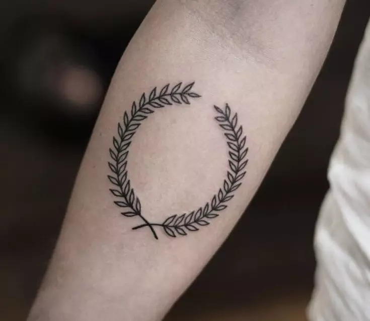 Roman Tattoo: Tattoo s legionaire starovekého Ríma, náčrty a zmysel, Boh Mars, znamenie légie a helmy, iné tetovanie 299_14