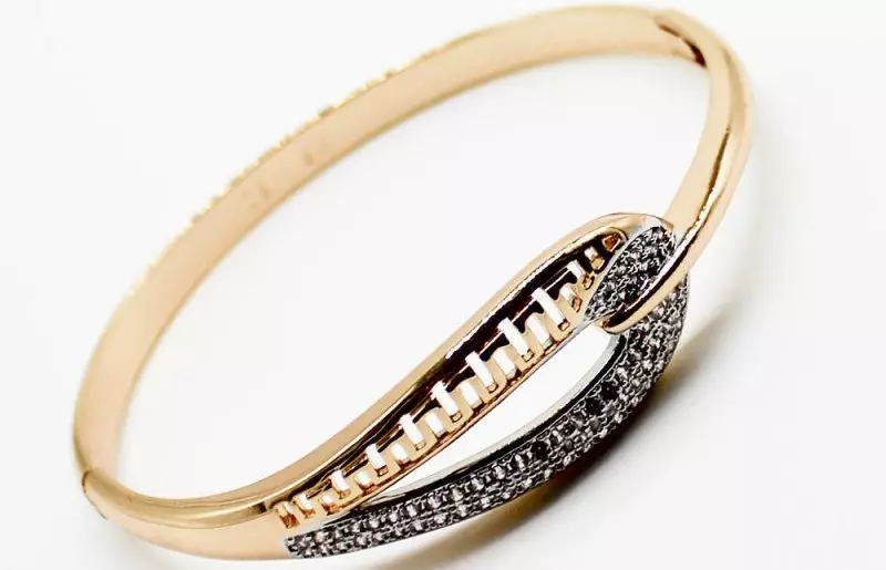 Jewellery Xuping: Berbagai barang kemas perhiasan, dari mana yang dibuat, menjaga hiasan dari emas perubatan 3010_17