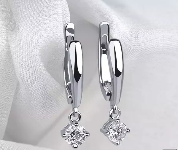 Platinum ornamente (69 foto's): Tipes juweliersware platinumprodukte en hul vervaardigers. Hoe om metaal van ander te onderskei? 3011_11