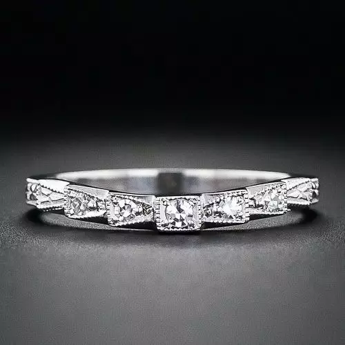 Platinum ornaments (69 photos): types of jewelry platinum products and their manufacturers. How to distinguish metal from others? 3011_41