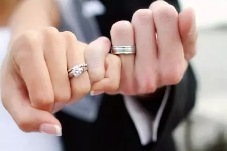 Platinum vjenčani prstenovi (87 fotografija): Kako odabrati uparene platine modele, recenzije kupaca 3036_17