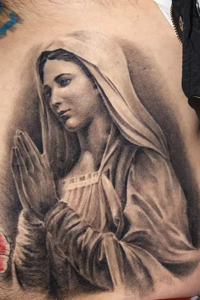Tattoo „Jungfrau Maria“: Skizzen und Bedeutungen, Tätowierung auf der Hand und an der Schulter in Form der Ikonen der Gottesmutter mit einem Baby auf der Brust, anderen Optionen Tattoo 303_22