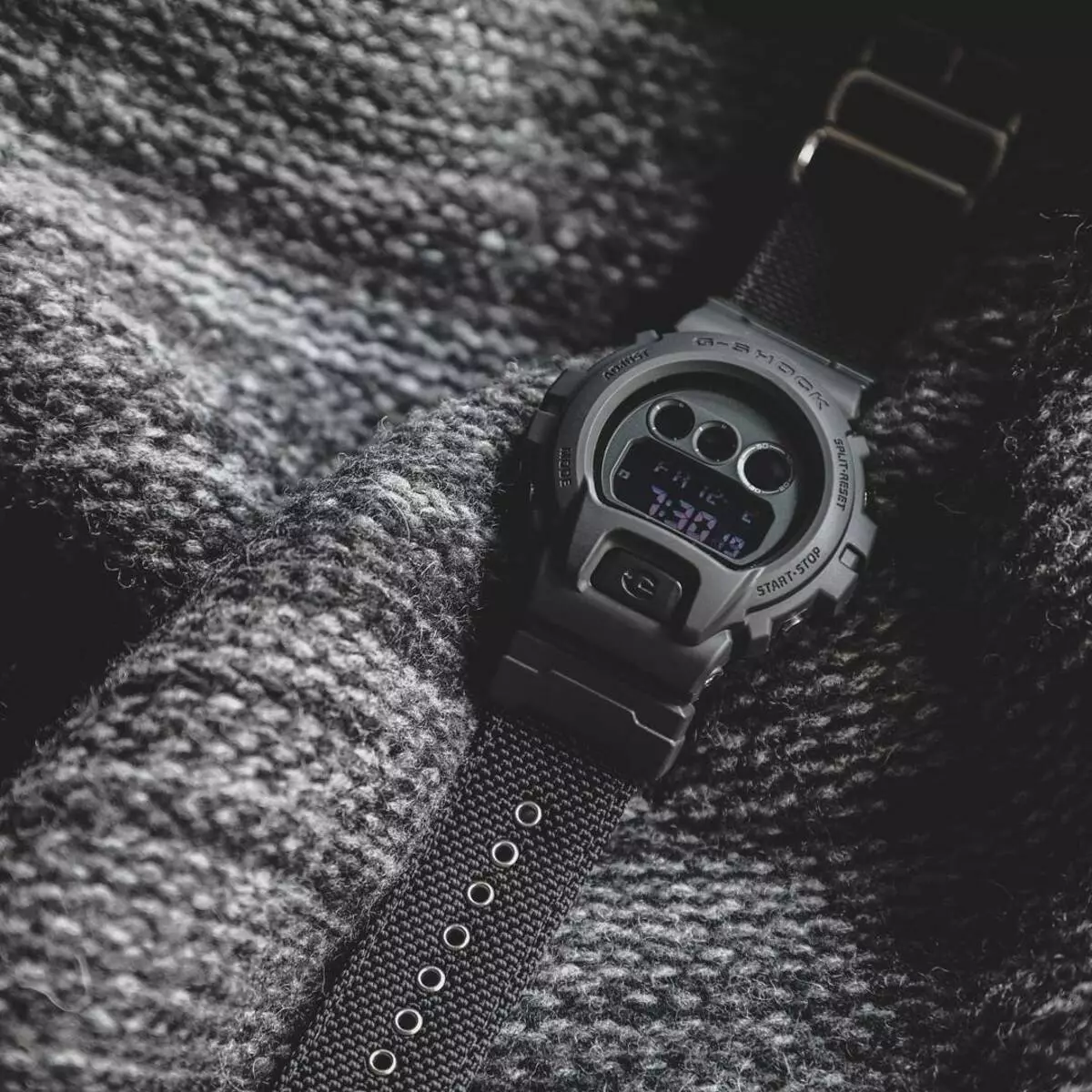 Нараквица за Casio Watches (60 фотографии): Како да ја скрати металната нараквица, како да ги собереш на часовникот, како да го разликуваат оригиналот од лажни 3040_22