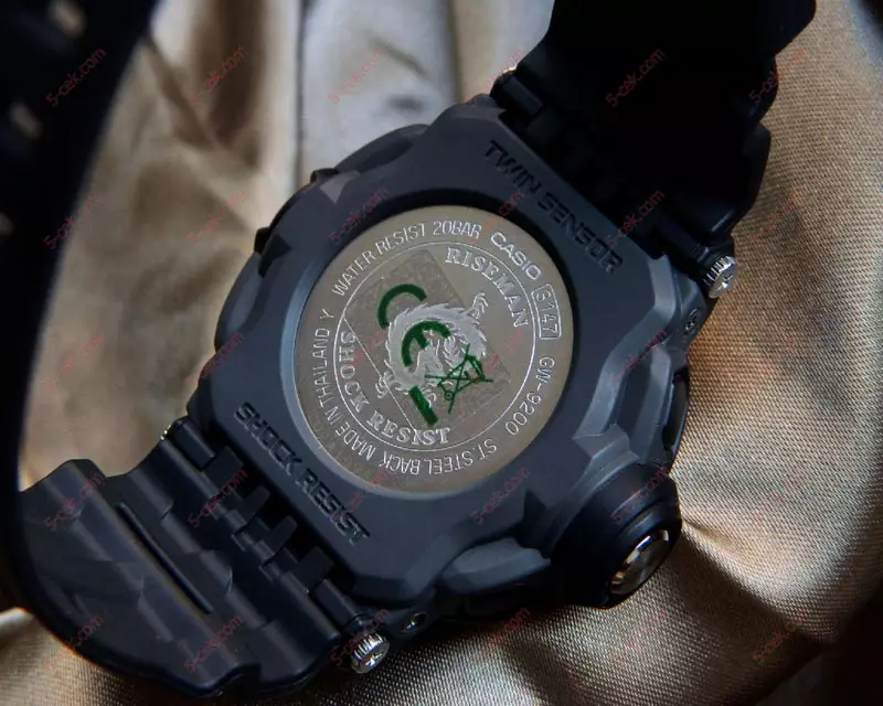 Rannekoru Casio Watches (60 kuvaa): Kuinka lyhentää metallirannekkeen, miten valita kello, miten erottaa alkuperäisen väärennös 3040_9