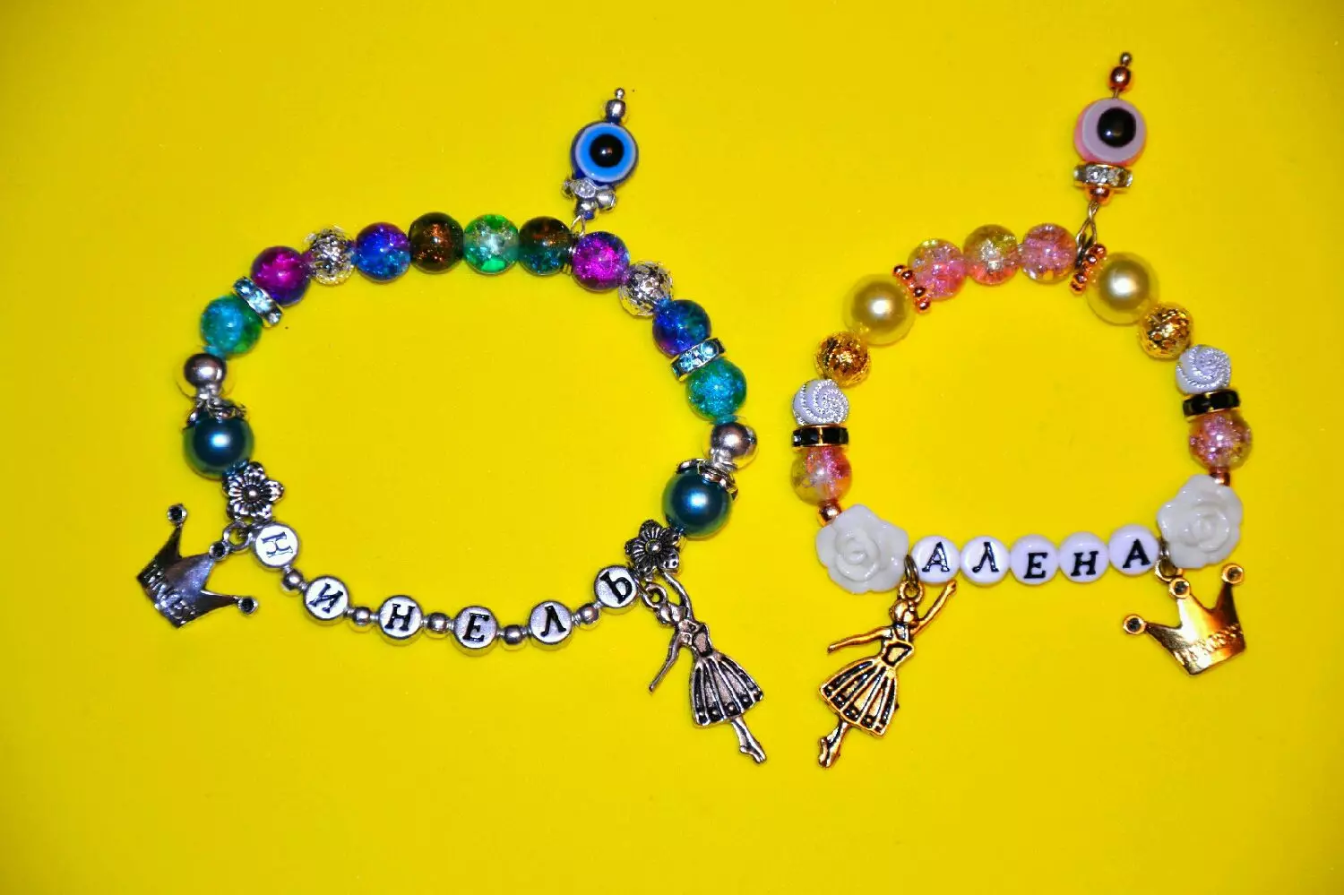 Personal Bracelets (63 foto): Model bernama Beads dan Moulin, Cara Melakukannya 3073_29