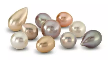 Žiedas su perlais (66 nuotraukos): auksas ir sidabras su dideliu ir mažu perlu 3088_13