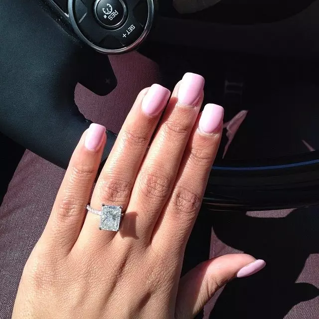 Dijamantni prsten (119 fotografija): Slim lijep prsten sa sapphire i dijamantnim stazama u krugu 3094_66