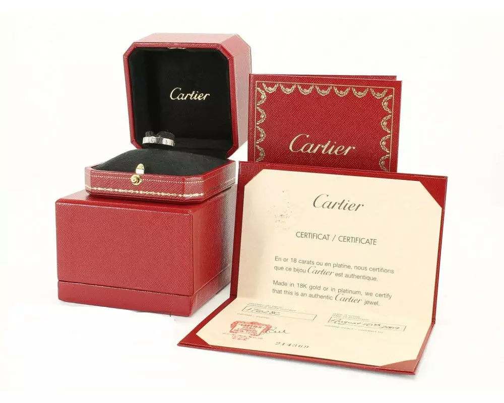 I-Cartier Ring Cartier (izithombe eziyi-115): Umlando Womlando Wokubukeza Ubucwebe Bezilwane Ezithandwayo, Izipikili, Uthando, Izindleko 3102_102