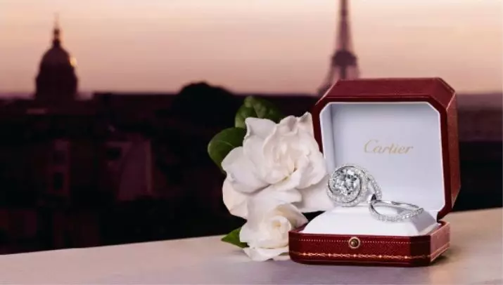 Ring Cartier (115 լուսանկար). Ոսկերչական պատմություն եւ հանրաճանաչ Երրորդության մոդելների, եղունգների, սիրո, արժեքի վերանայում 3102_59