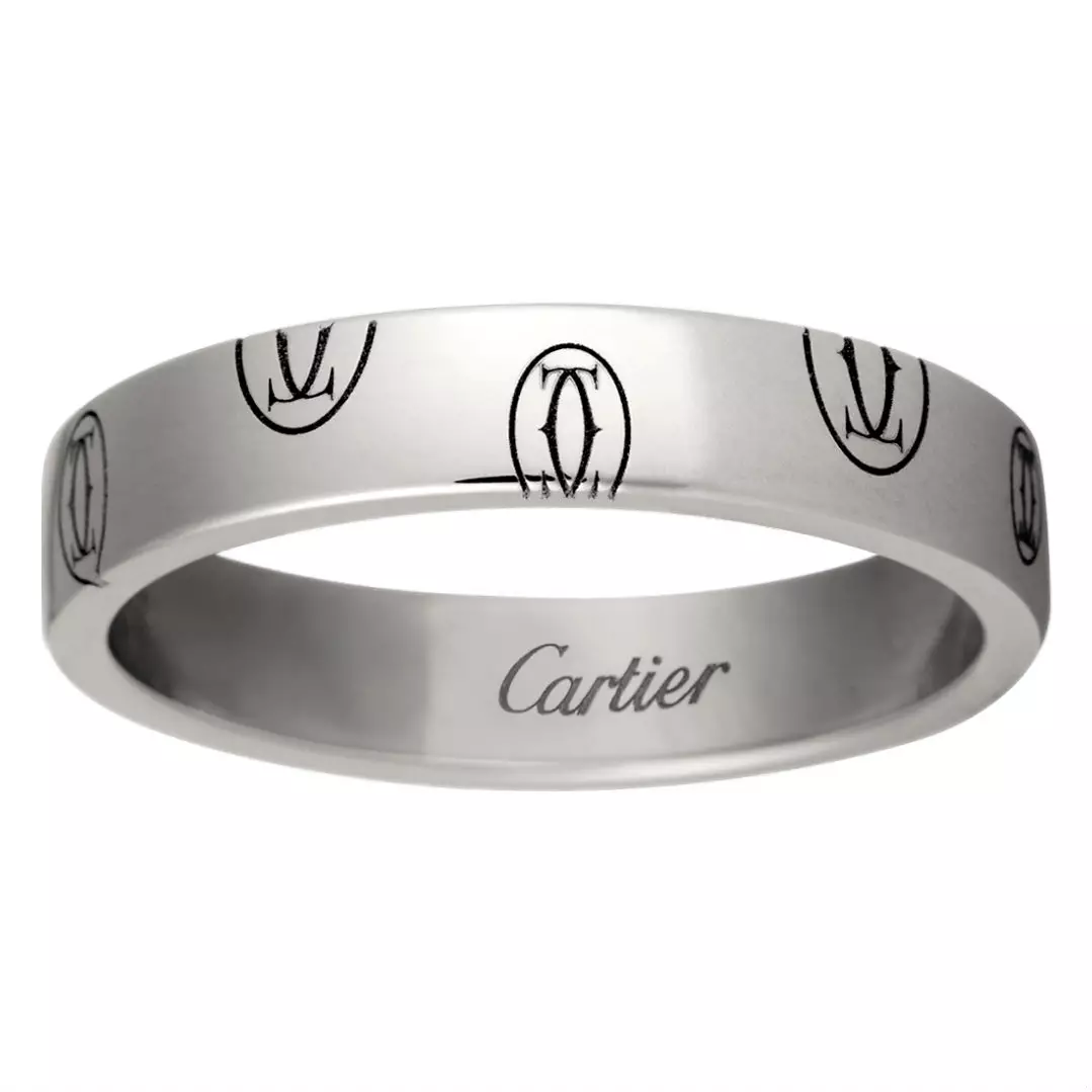 ሪንግ Cartier (115 ፎቶዎች): ታዋቂ ሥላሴ ሞዴሎች, የጥፍር, ፍቅር, ዋጋ የጌጣጌጥ ታሪክ እና ክለሳ 3102_88