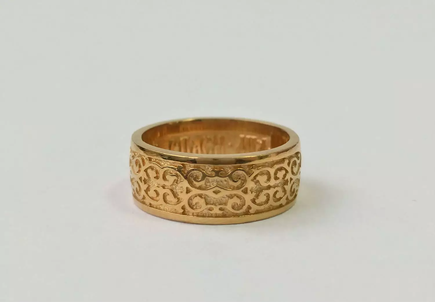 金色女士戒指保存和保存（73張照片）：來自醫療和其他金，教堂的型號 3106_15