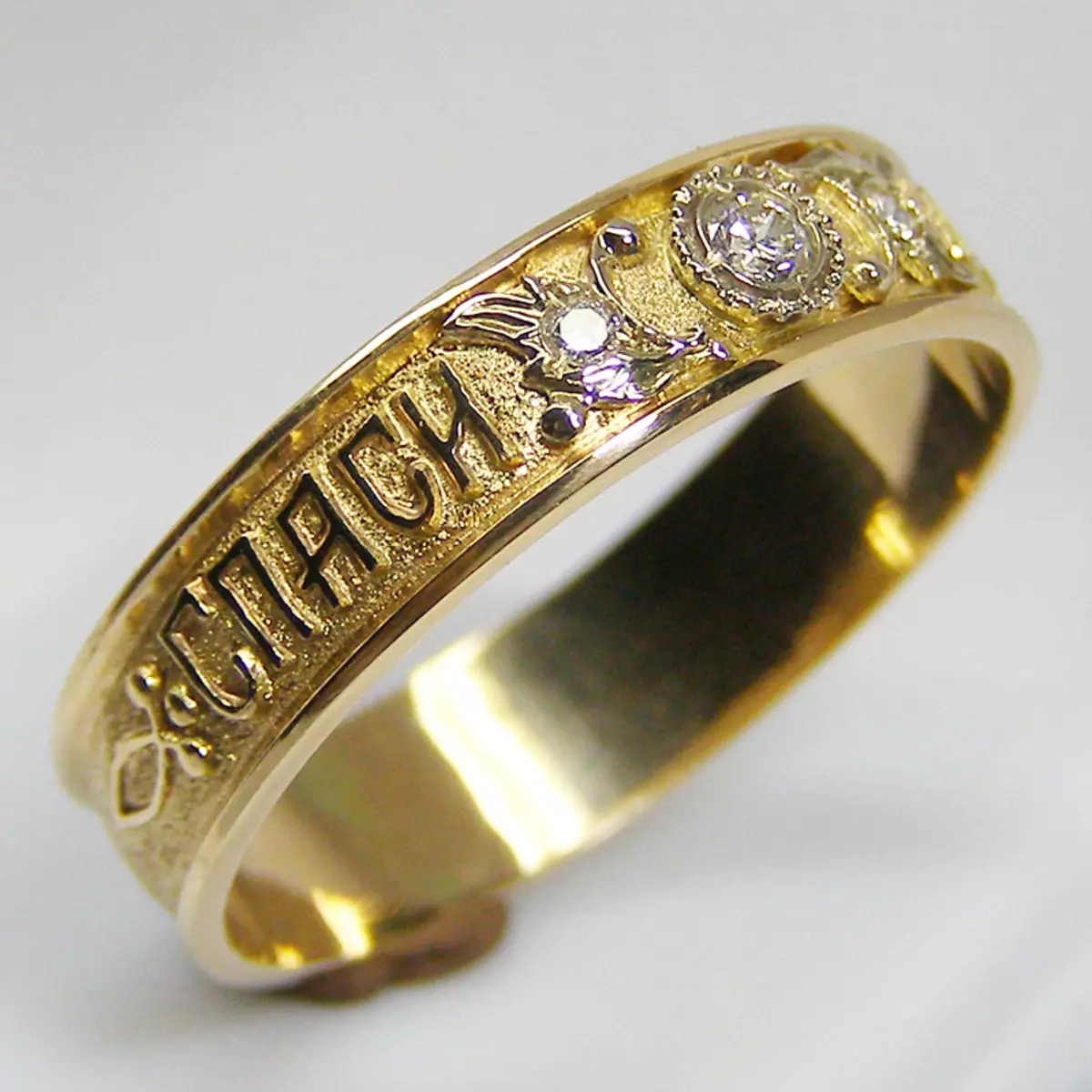 Кольцо золотое «Спаси и сохрани», 110211,