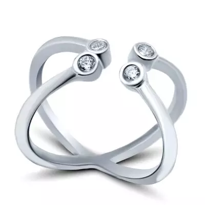 Широки прстенови сребра (74 фотографије): златни и сребрни модели, женски прстенови без камења и уметка 3109_44