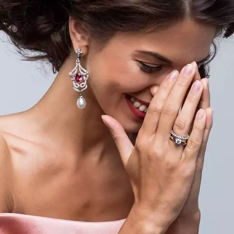 Cincin (147 Foto): cincin wanita ayu, perhiasan modis kanggo bocah wadon 2021 3111_113