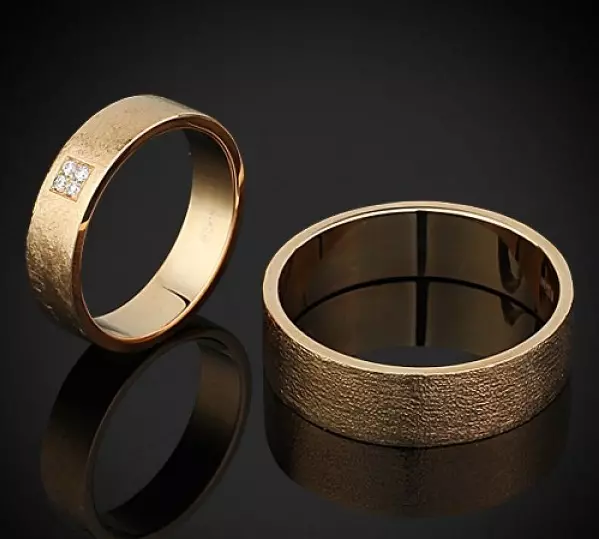 Ring (147 slike): Prekrasan ženski prstena, moderan nakit za godina 2021 3111_42