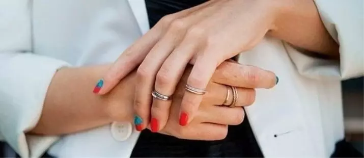 Si të hiqni unazën nga gishti (49 foto): Si të hiqni nga jehoni ose fryrë një unazë me një fije 3112_10