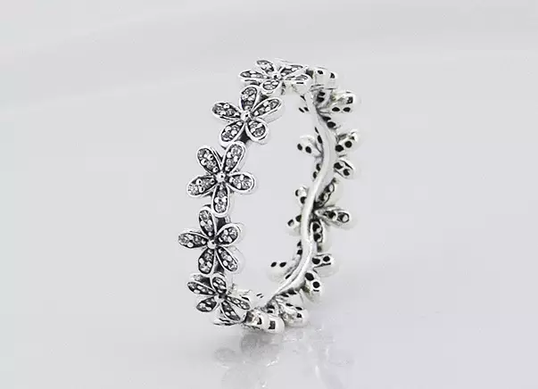 Rings Pandora (74 photos): Designer of a set rings, reviews about models-talismans on hand 3114_11