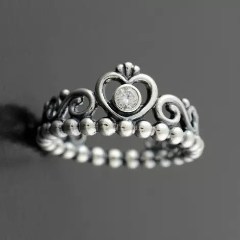 Prstene Pandora (74 fotografií): Designer set krúžkov, recenzií o modeloch-talizmans na ruke 3114_40
