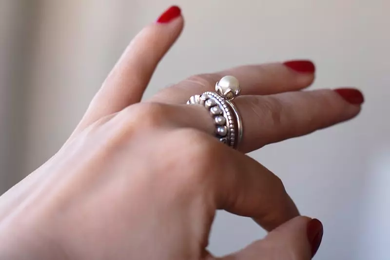 Prstene Pandora (74 fotografií): Designer set krúžkov, recenzií o modeloch-talizmans na ruke 3114_6