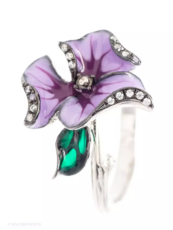 Ring mei Emerald (94 foto's): froulike gouden en sulveren ring, sulveren earringen 3115_85