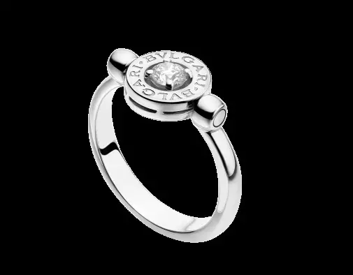 Wit goud ring met diamante (91 foto's): modelle met 'n swart klip en saffier, met briljante Placer 3121_48