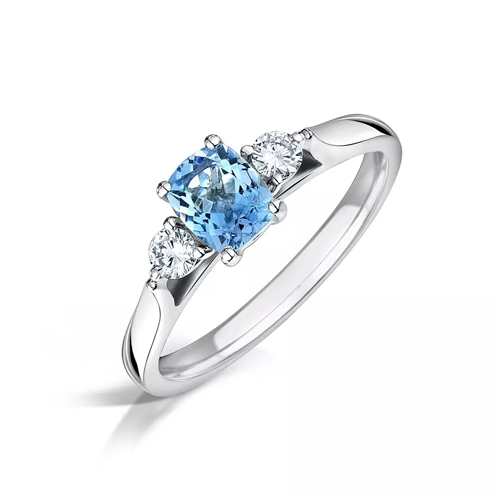 แหวนด้วย Aquamarine (46 รูป): แหวนยันต์และรุ่นอื่น ๆ ที่มีสีเขียวสีฟ้า 3126_33
