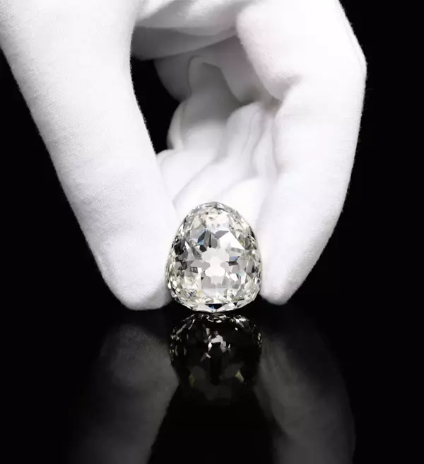 Cincin Emas dengan Diamond (121 Foto): Model yang diperbuat daripada emas kuning dengan nilam, dengan zamrud dan dengan berlian hitam 3128_39