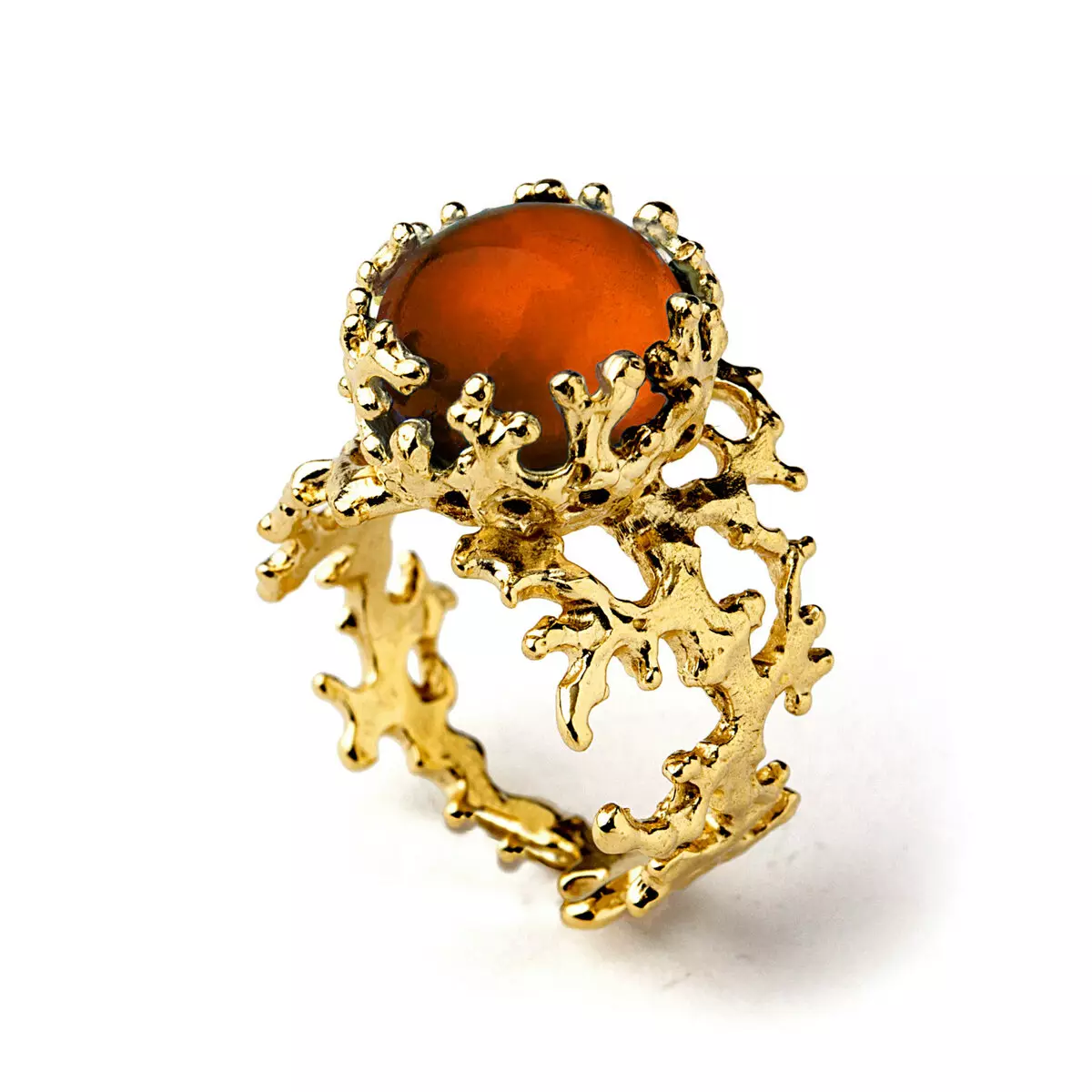 Cincin dengan Amber (60 foto): Dalam perak dan emas, cincin padat yang indah dari kuning dan beraneka warna, dengan carnelian 3146_24