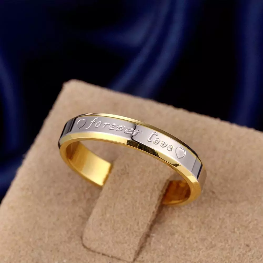 Сребрени прстени со позлата (52 фотографии): позлатена женска свадба, и со натпис 
