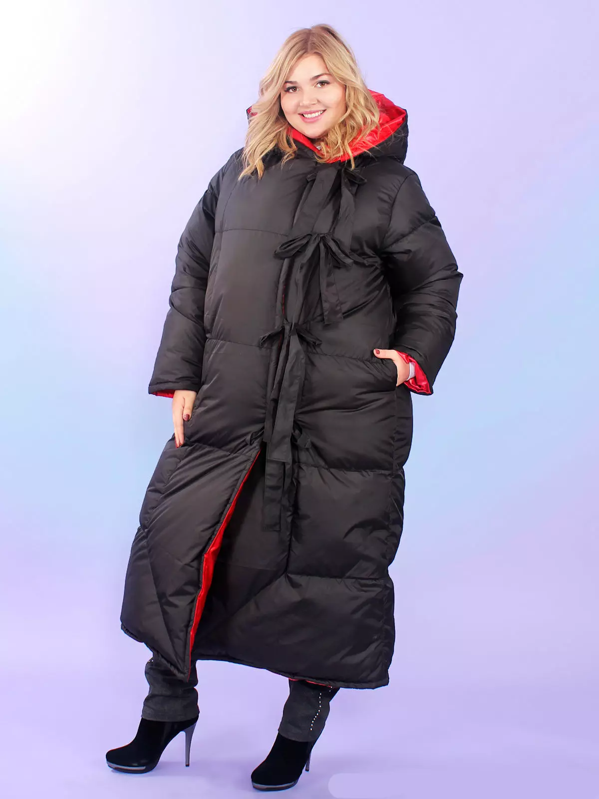 Dolje deke (112 fotografije): Ženski zimski kaputi i jakne-pokrivači s poklopcem i bez. Što odjenuti? Modeli modeli marke 315_12