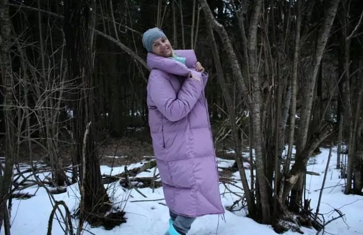 Down-tepper (112 bilder): Kvinners vinterjakker og jakker-tepper med en hette og uten. Hva skal jeg ha på meg? Stilig merkevare modeller 315_31