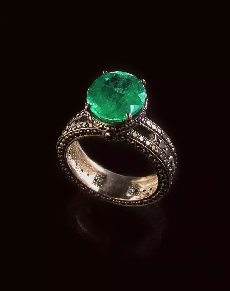 Ring s čiernym diamantom (51 fotografií): s čiernymi a bielymi kameňmi, prsteňou s veľkým diamantom a perlami 3162_30