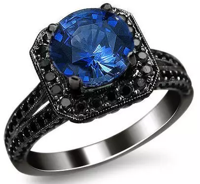 Прстен са црним дијамантским (51 фотографијама): са црним и белим камењем, прстеном са великим дијамантским и бисерима 3162_35