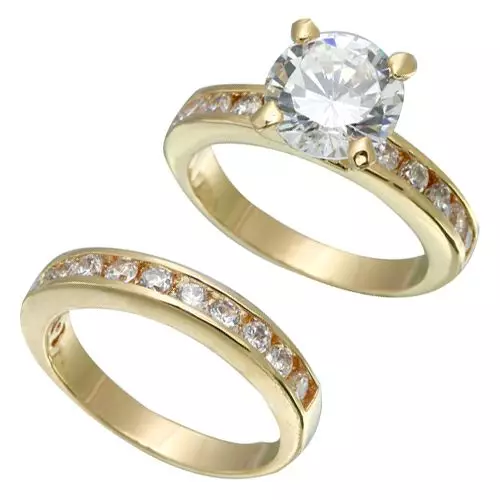 Esküvői gyűrűk kövekkel (50 fotók): Lehetséges, hogy egy női esküvői gyűrű fekete kövekkel egy körben 3167_2