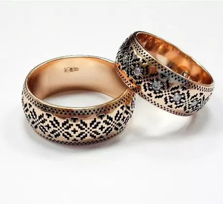 Slavic Wedding Rings (35 mga larawan): Mga modelo ng kasal na may mga simbolo ng Slavic at may kasal, mga panuntunan ng kanilang suot 3170_24